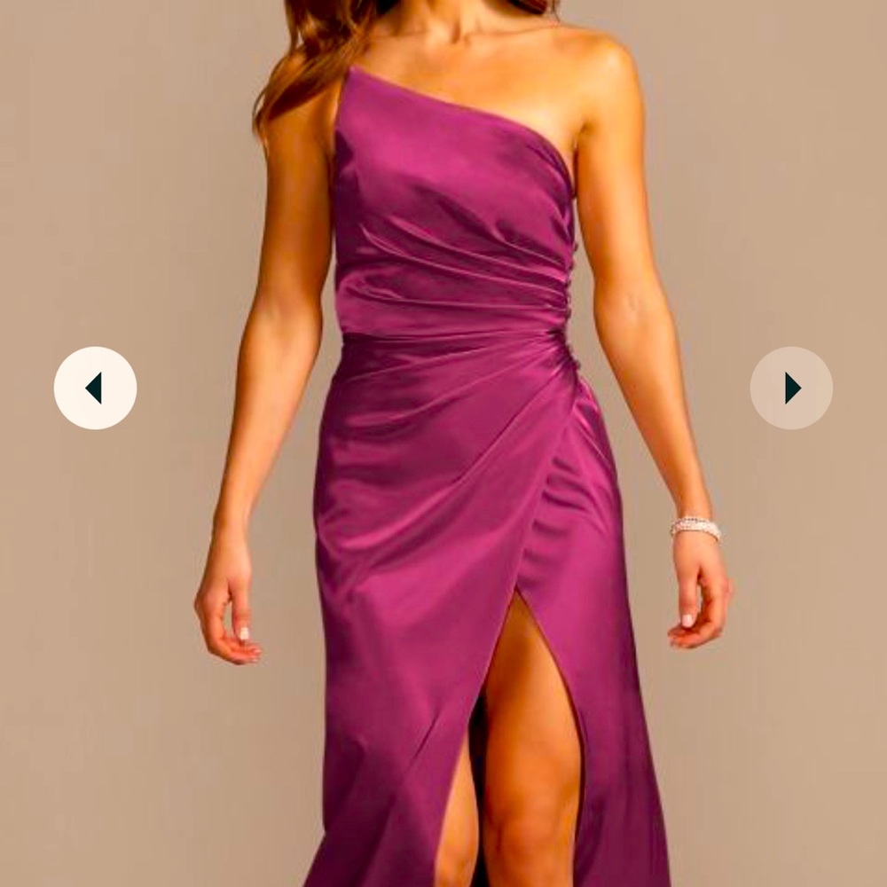 DAVID BRIDAL Gorgeous Sexy Satin Formal Dress Size 18